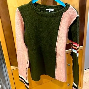 Laurie B size small sweater